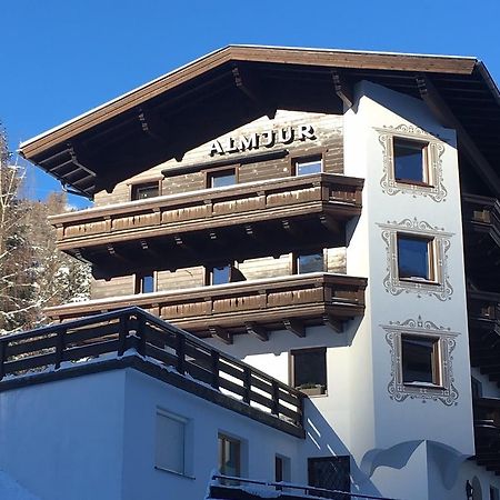 Hotel Garni Almjur Sankt Anton am Arlberg Extérieur photo