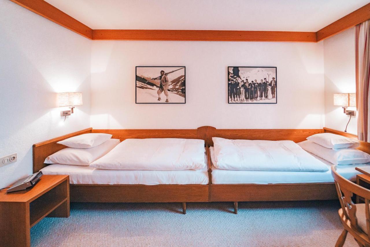 Hotel Garni Almjur Sankt Anton am Arlberg Extérieur photo