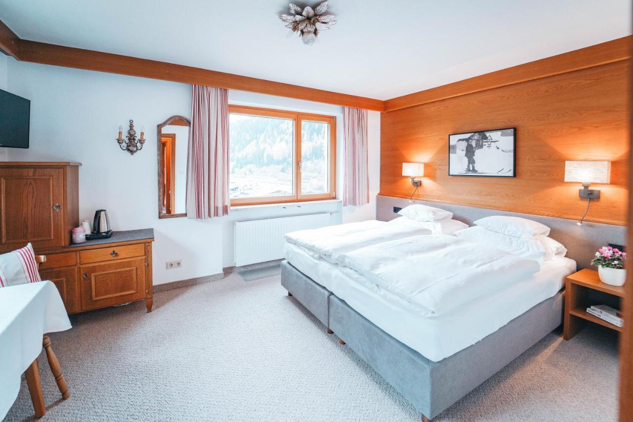 Hotel Garni Almjur Sankt Anton am Arlberg Extérieur photo
