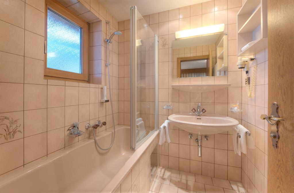 Hotel Garni Almjur Sankt Anton am Arlberg Extérieur photo