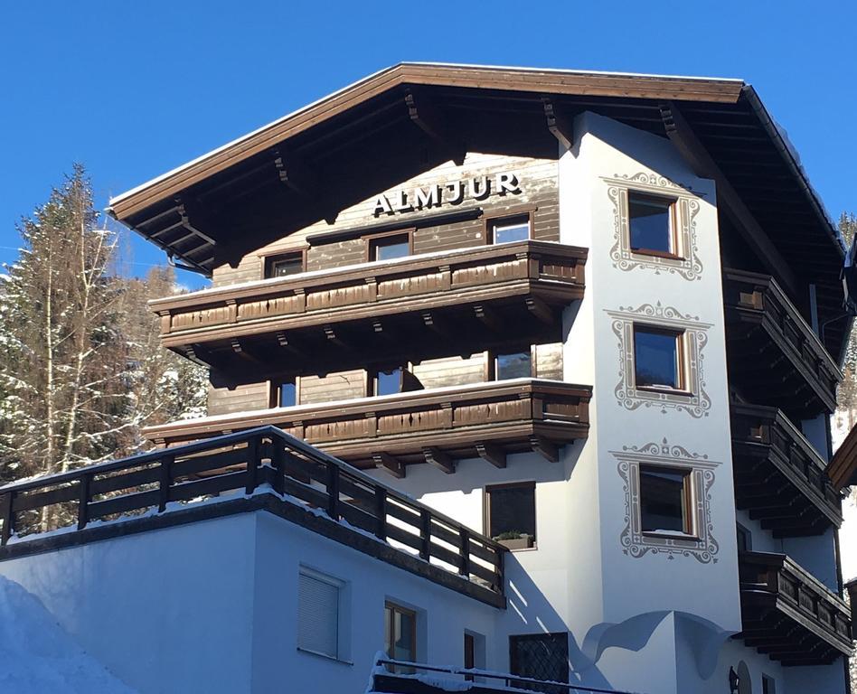 Hotel Garni Almjur Sankt Anton am Arlberg Extérieur photo